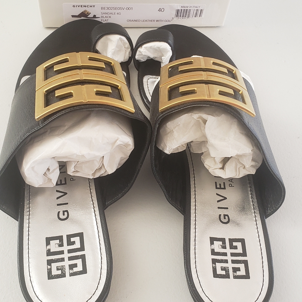 Givenchy 4G Leather Sandals in Black with Gold Logo Detail Size 40 (US 9)